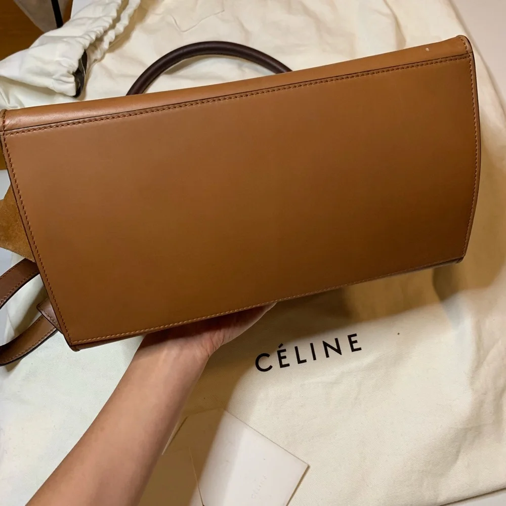 FLASH SALE!! 24 hrs Celine Tan Shoulder Bag - Picture 7 of 9